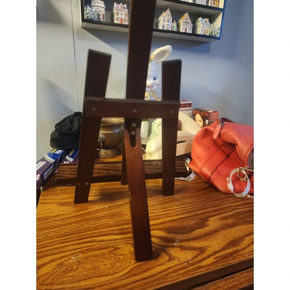 Vintage Solid Wood Table Top Art Display Easel Fold Out 16